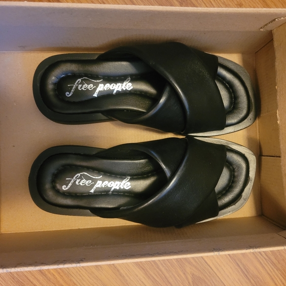 Free People Walsh Sandal - Picture 2 of 6